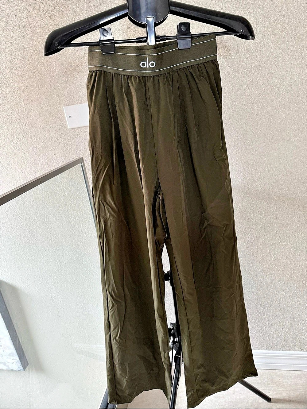 Alo Wide Leg Pants